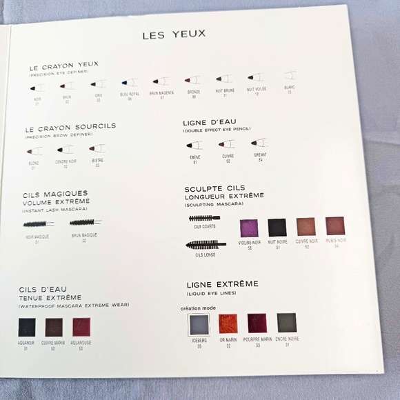 CHANEL VINTAGE CATALOGUE, 2000 MAKEUP, CREATION MAQUILLAGE PRINTEMPS 2000 CHANEL - Picture 5 of 16